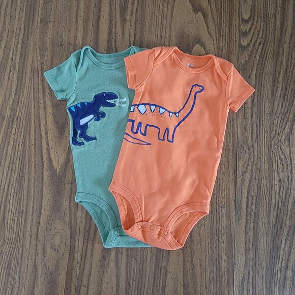 Carter's Baby Boy 2 Piece Dino Onesies Bundle 6 Months - Picture 1 of 9